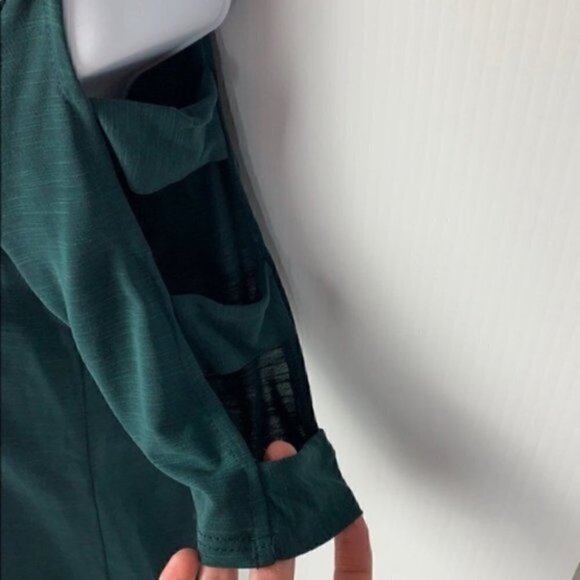 NEW Bluheaven green banded sleeve midi dress - Picture 4 of 5